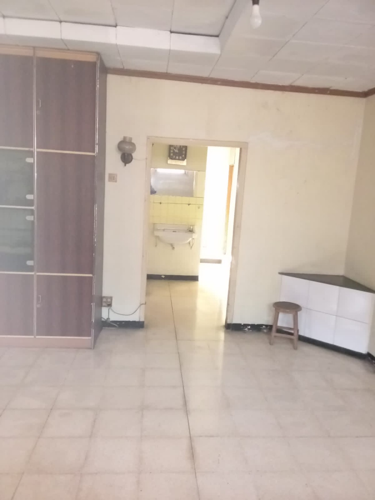 Dijual rumah tua di Jl. Perintis Kemerdekaan Bogor Tengah