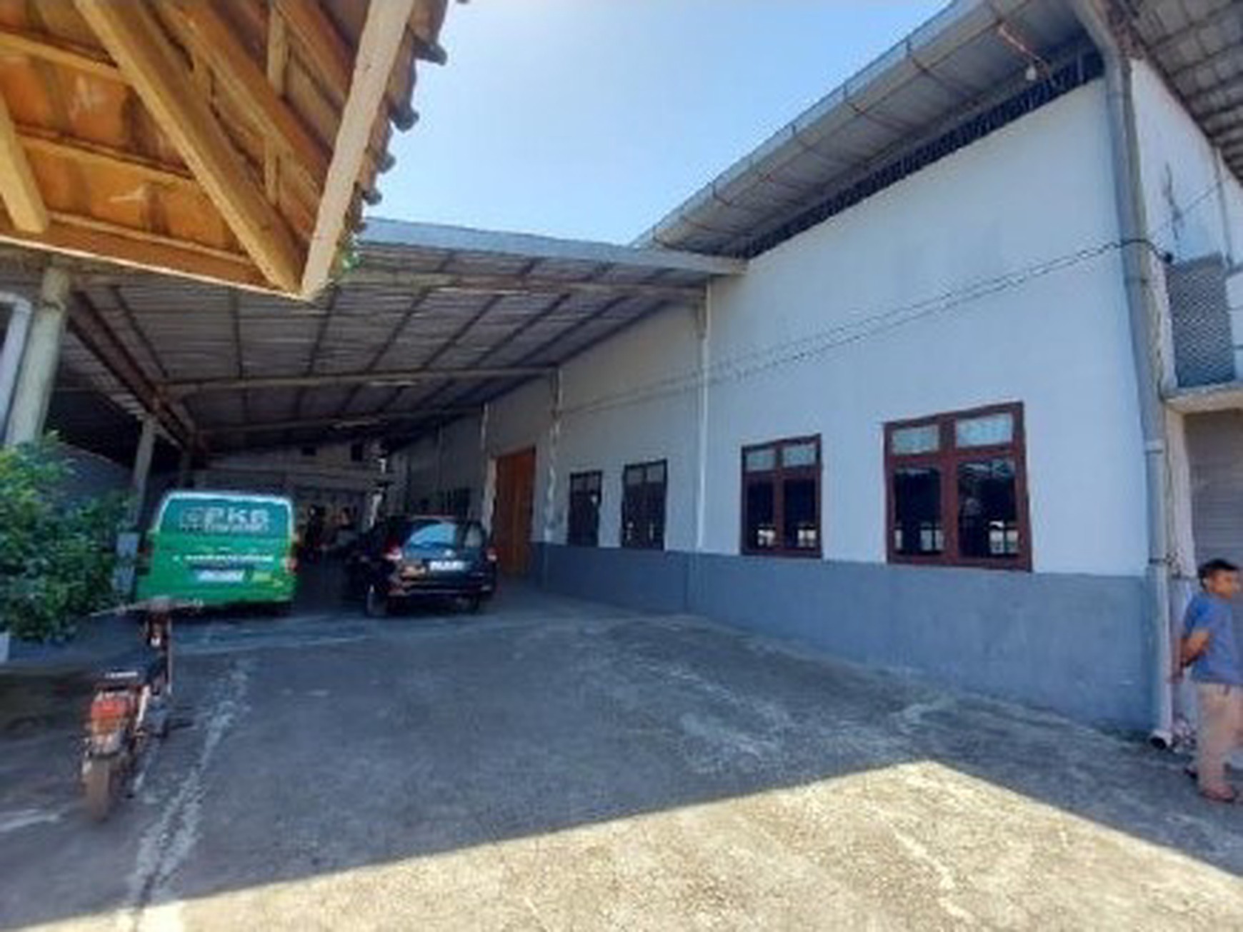 Lelang Gudang di Jalan Raya Bondowoso-Jember, Maesan, Bondowoso