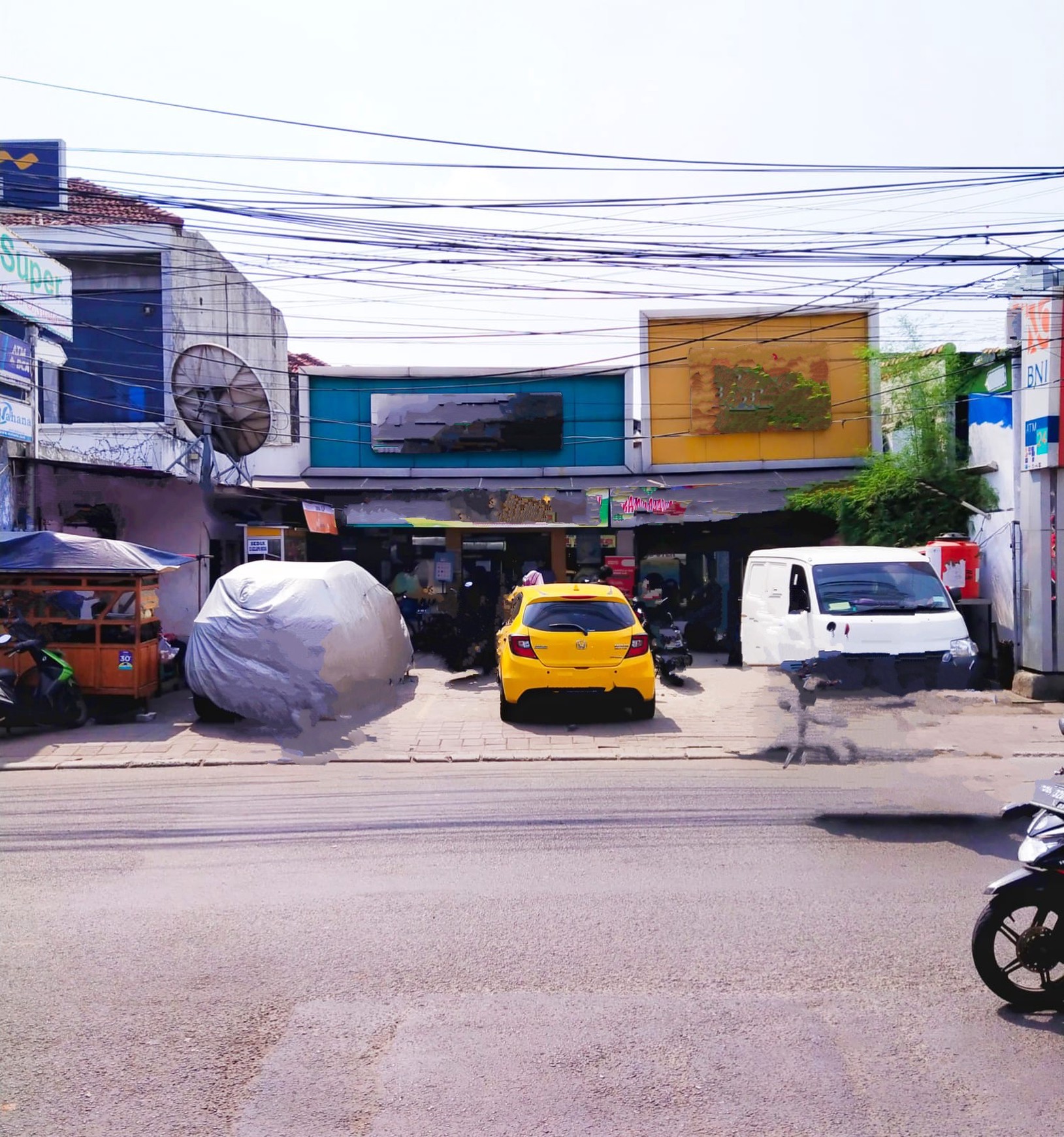 Ruko Komersial Pinggir Jalan Utama di Semper Barat - Bonus Minimarket & Apotek Aktif