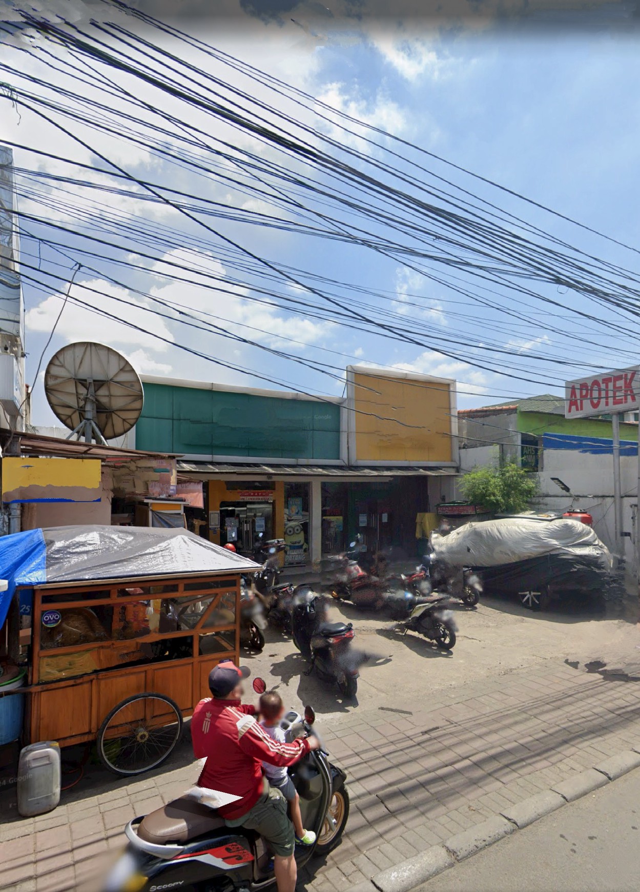 Ruko Komersial Pinggir Jalan Utama di Semper Barat - Bonus Minimarket & Apotek Aktif