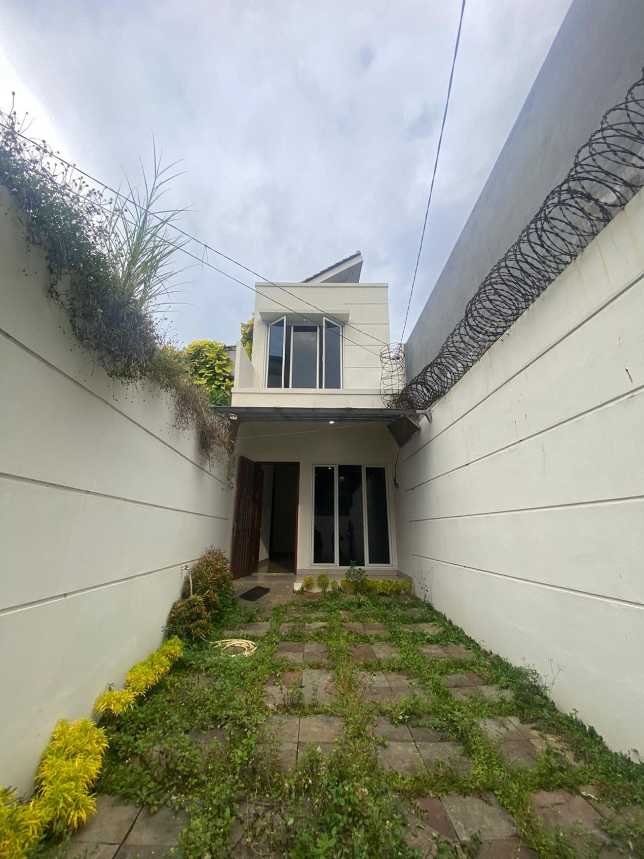 Dijual Rumah 2 Lantai di Cipete Jaksel- Bebas Banjir, Lokasi Strategis