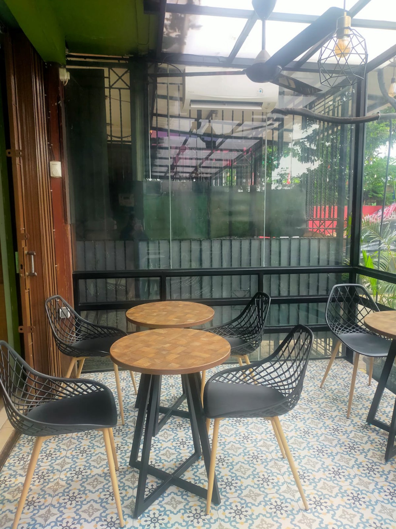 Di Jual Mini Building Siap Huni lokasi di Jl. Rd. Inten Kec. Duren Sawit Jakarta Timur
