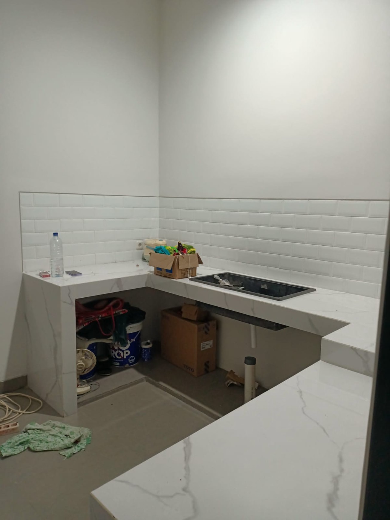 Rumah Dijual di Darmo permai, Surabaya 
