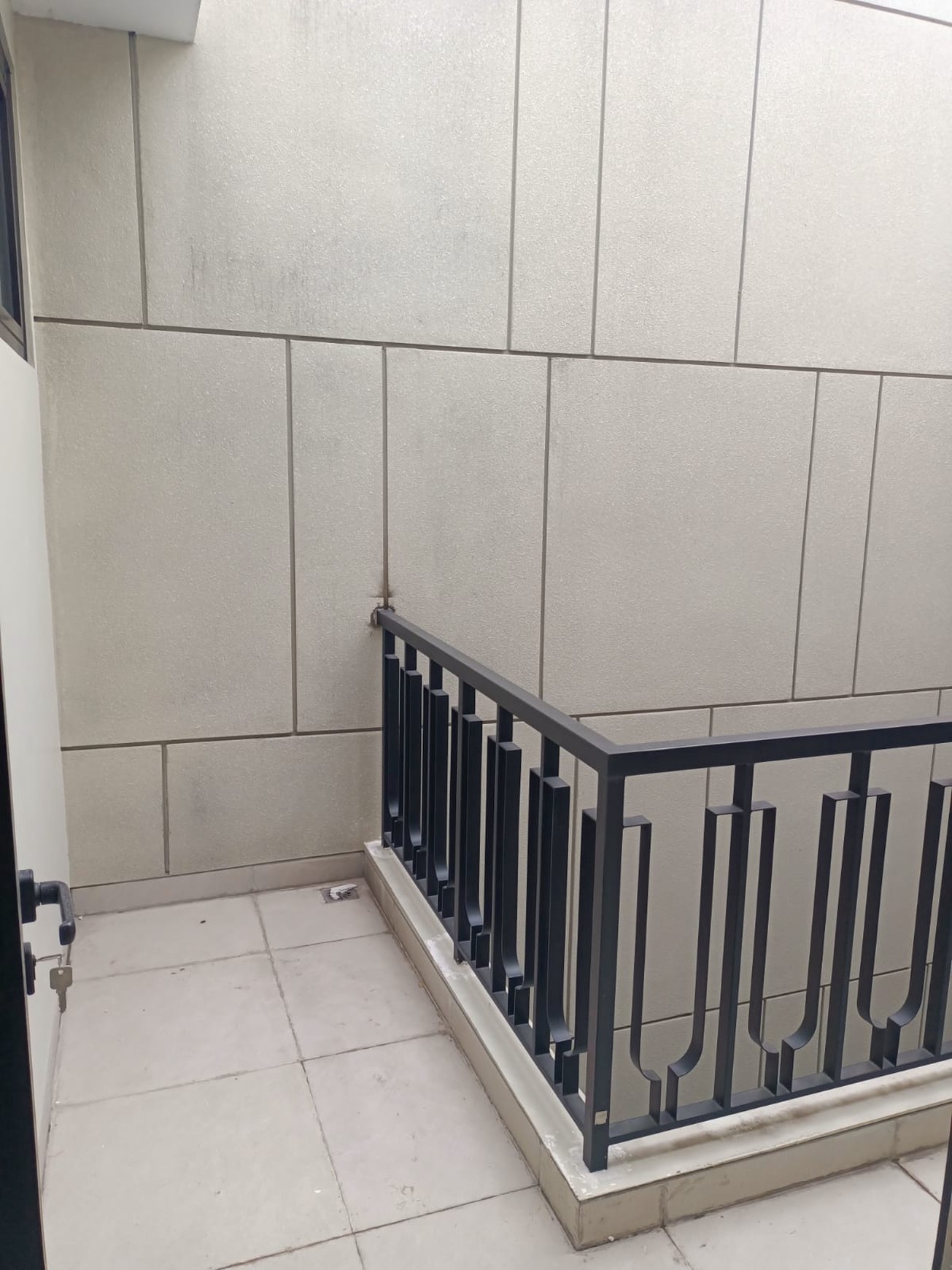 Rumah Dijual di Darmo permai, Surabaya 