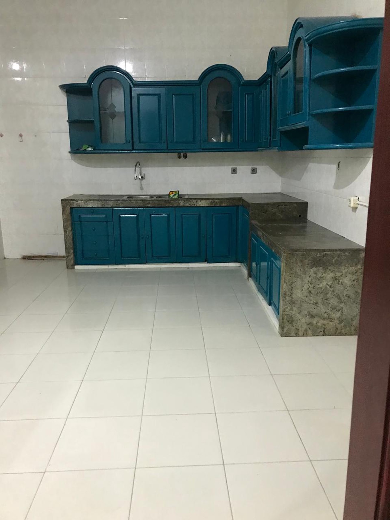 rumah darmo permai, 1.5 lt siap huni dekat Pakuwon mal