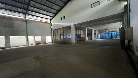 DIJUAL Gudang Workshop + Bangunan Kantor 3 Lantai  di 0 Jalan Raya Bibis Surabaya Barat 