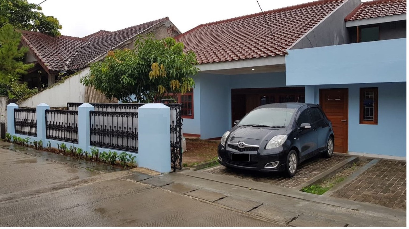 Rumah Komplek Shangrilla Petukangan, Jakarta Selatan