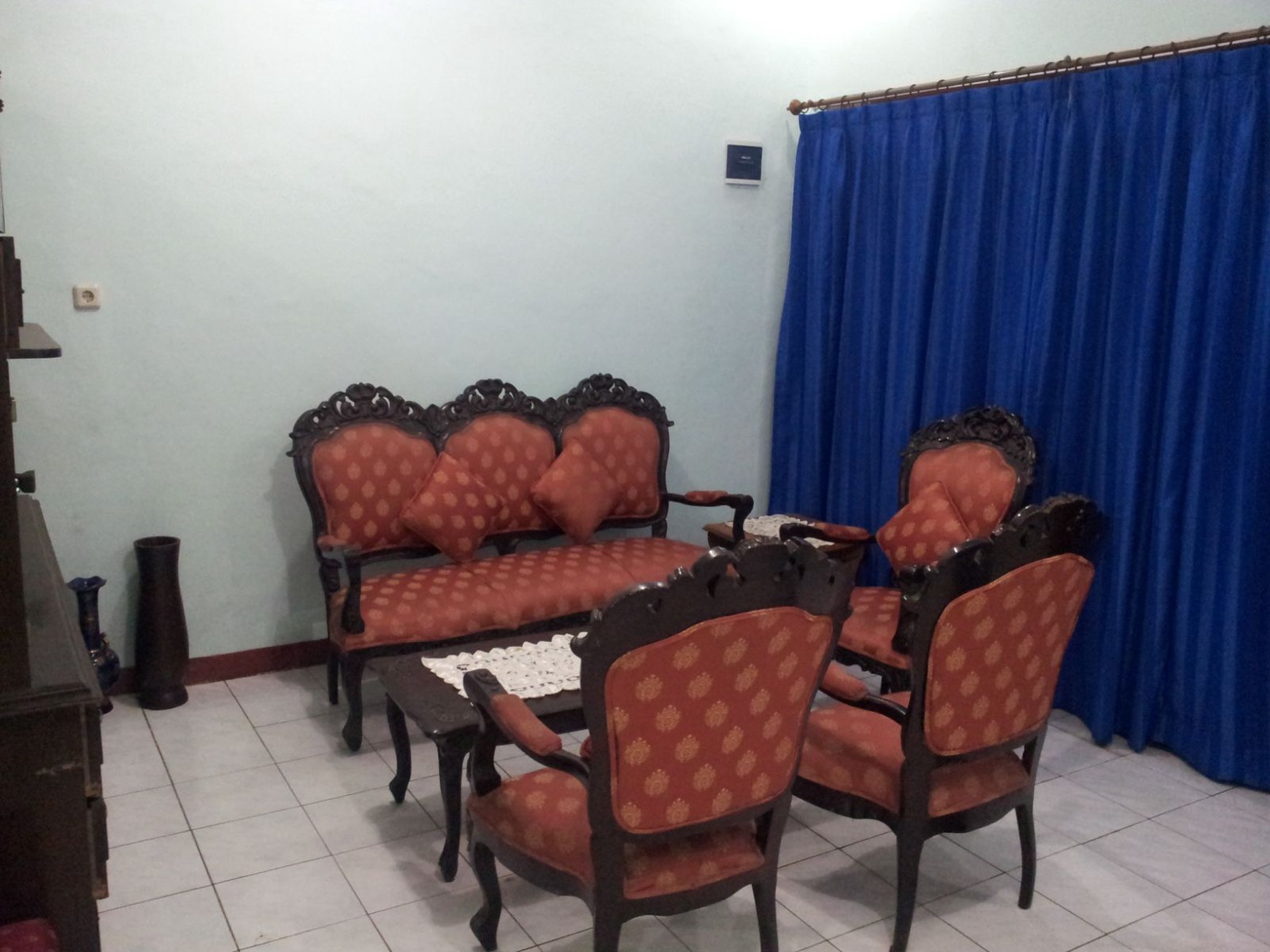 Rumah Komplek Shangrilla Petukangan, Jakarta Selatan