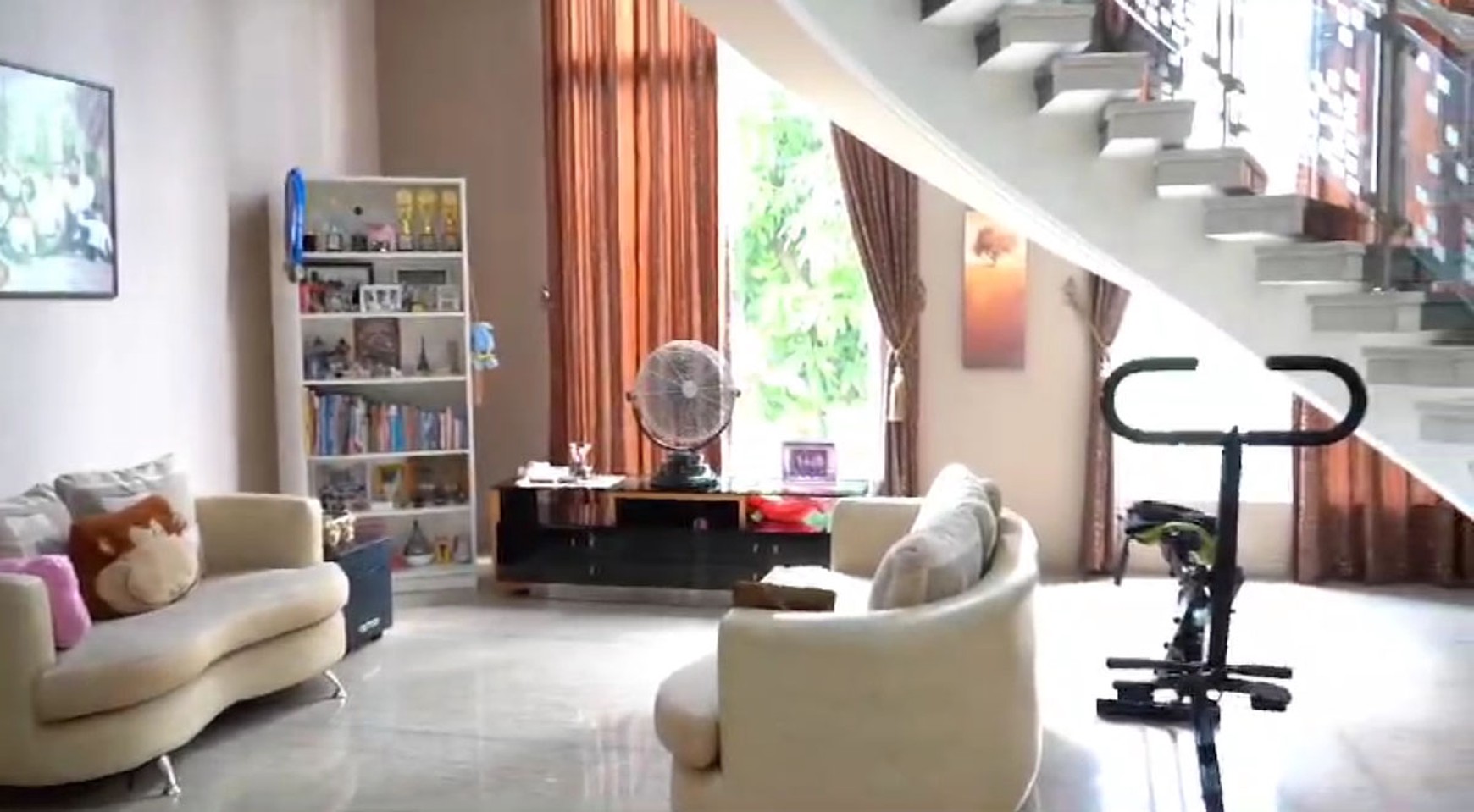 Rumah Hoek Artha Gading Villa, Kelapa Gading, Jakarta