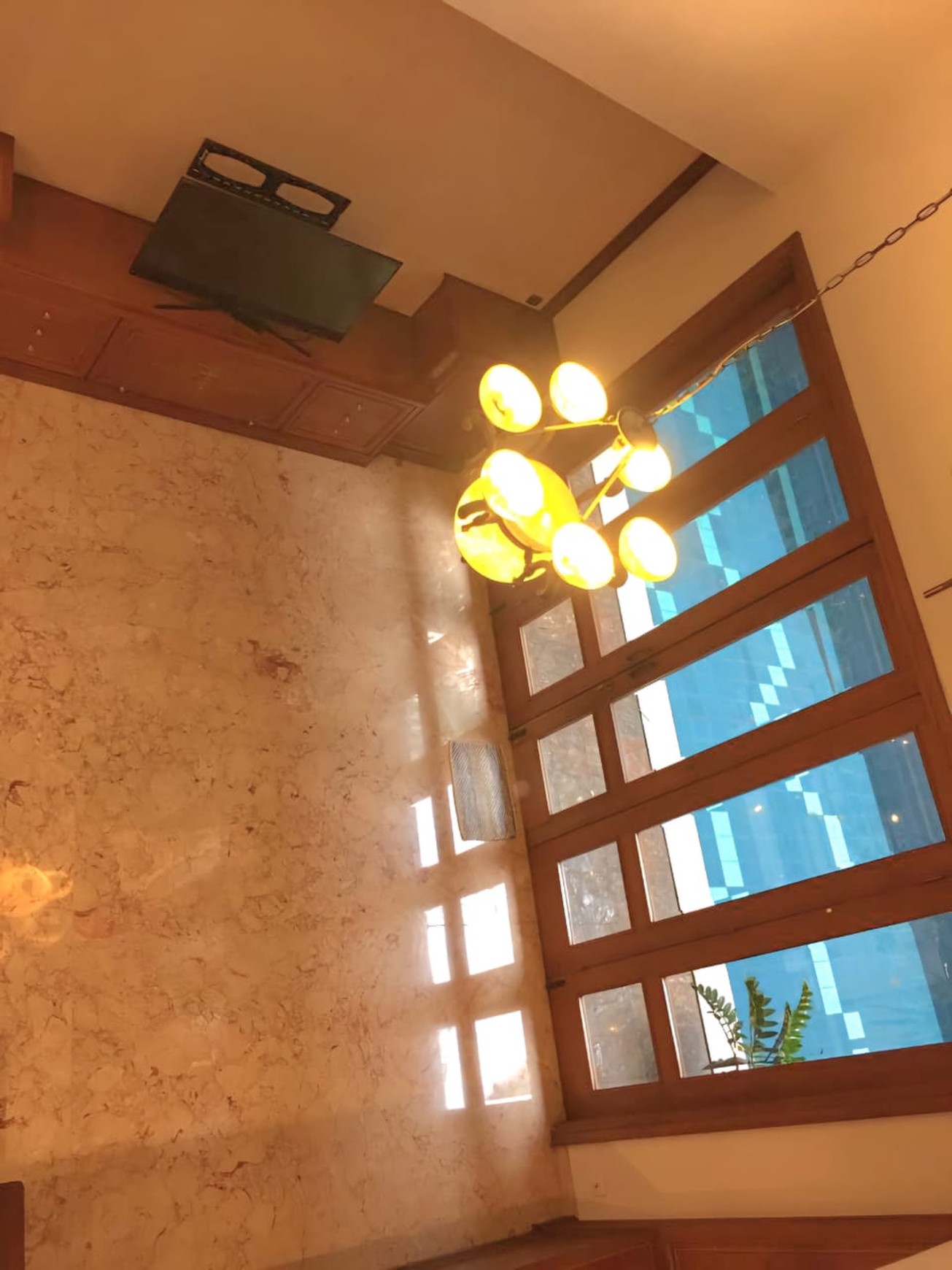 Rumah Bagus Di Alam Asri Pondok Indah Jakarta Selatan