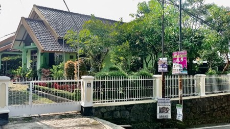 JUAL RUMAH NYAMAN LOKASI STRATEGIS