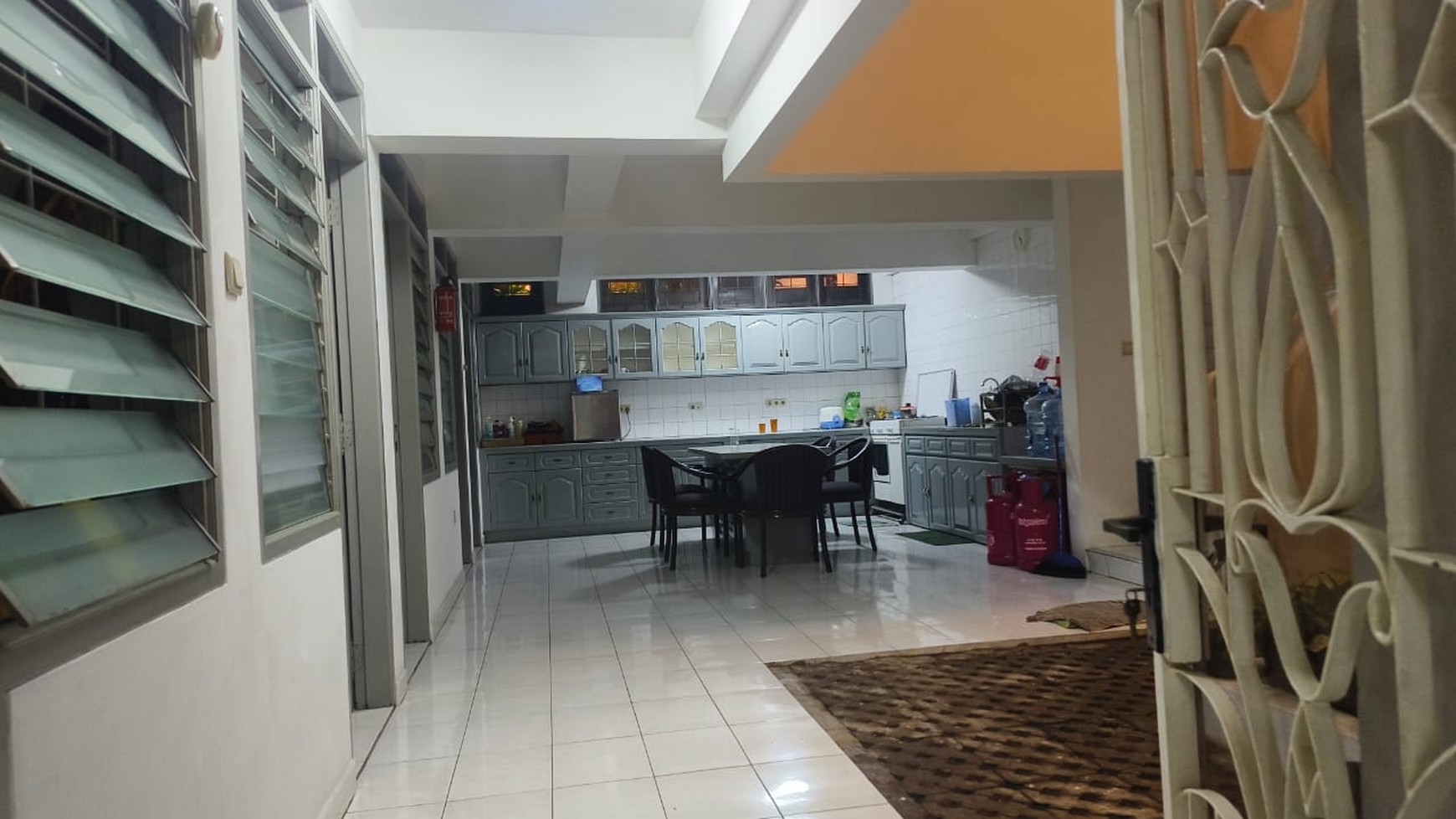 umah Mewah siap huni di Sewa khusus ekspatriat di Pondok Indah