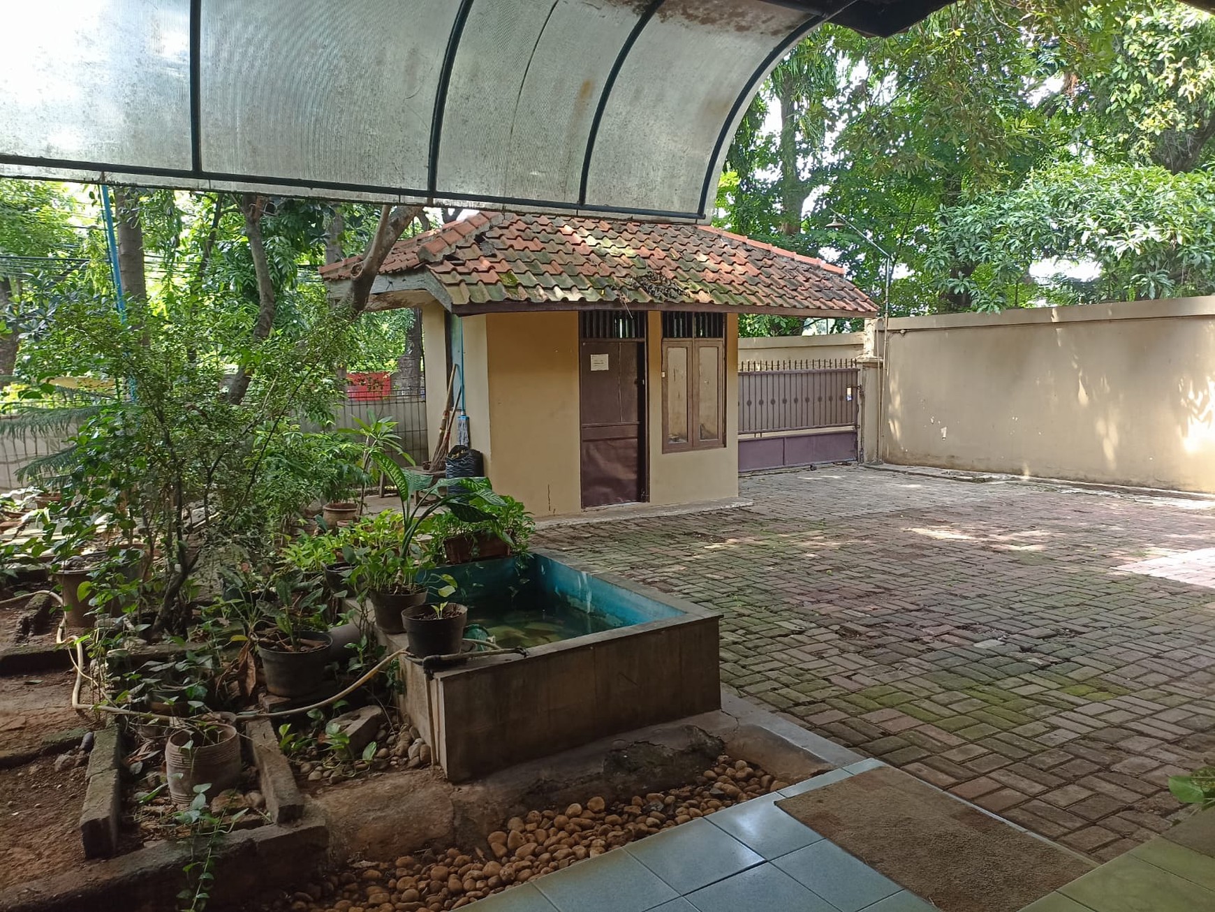 DI JUAL RUMAH VINTAGE