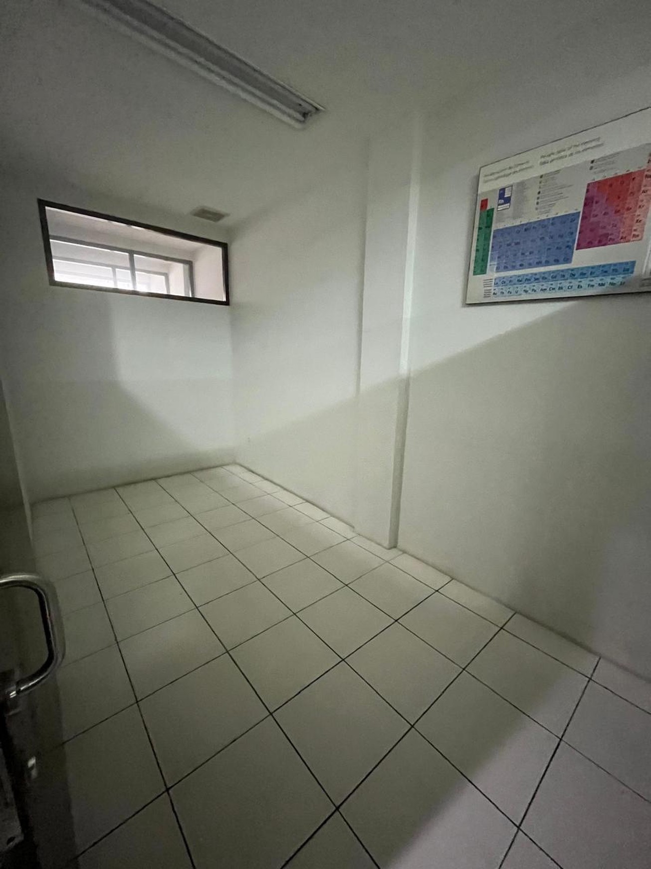 Disewakan Ruko Daerah Strategis Jakarta Pusat ,Cikini Harga Menarik