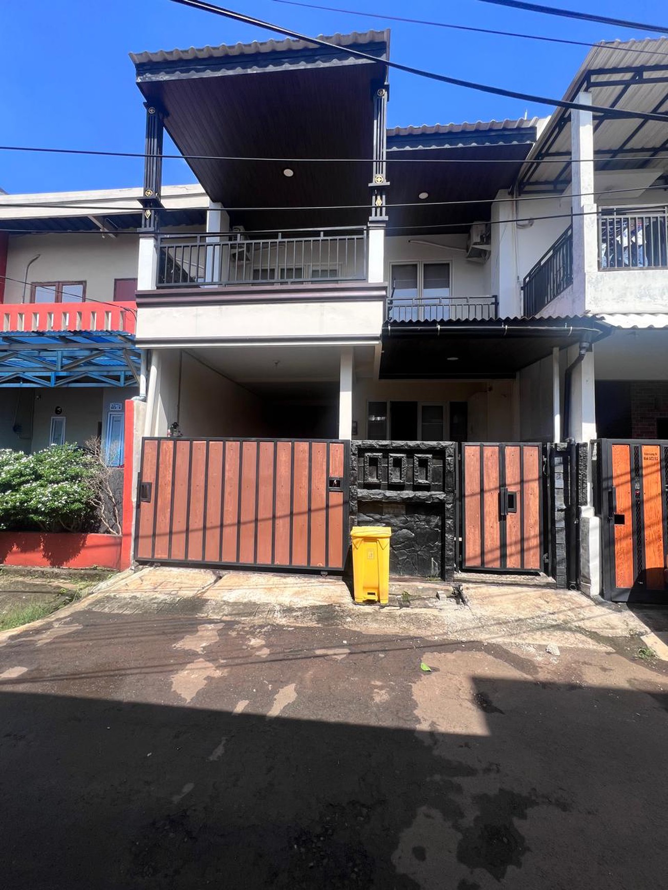Di Jual Cepat Rumah 2 Lantai Siap Huni dengan Hunian Nyaman dan Asri @Bintaro Sektor 3A