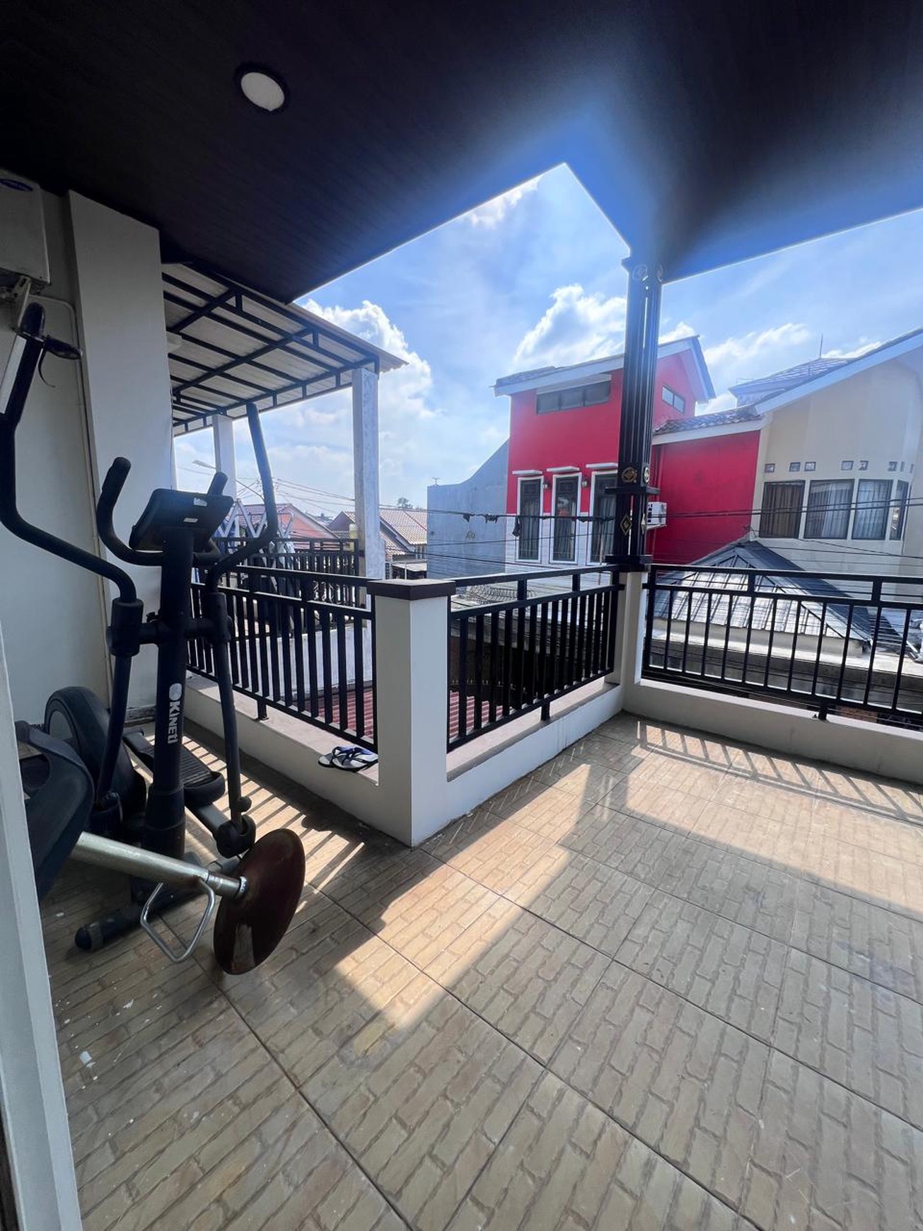 Di Jual Cepat Rumah 2 Lantai Siap Huni dengan Hunian Nyaman dan Asri @Bintaro Sektor 3A