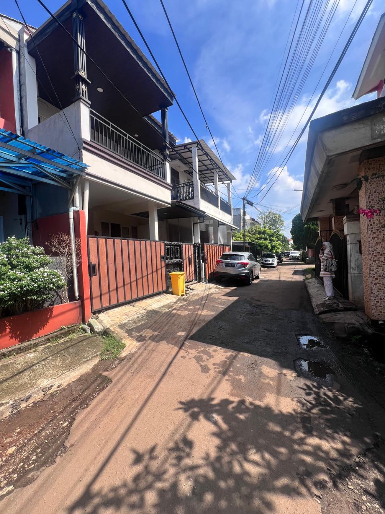Di Jual Cepat Rumah 2 Lantai Siap Huni dengan Hunian Nyaman dan Asri @Bintaro Sektor 3A