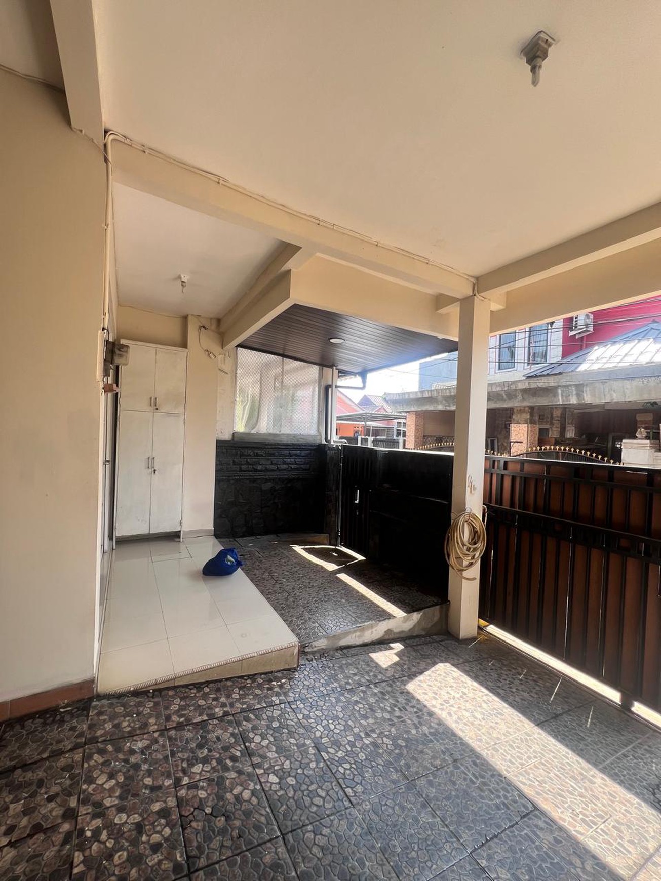 Di Jual Cepat Rumah 2 Lantai Siap Huni dengan Hunian Nyaman dan Asri @Bintaro Sektor 3A