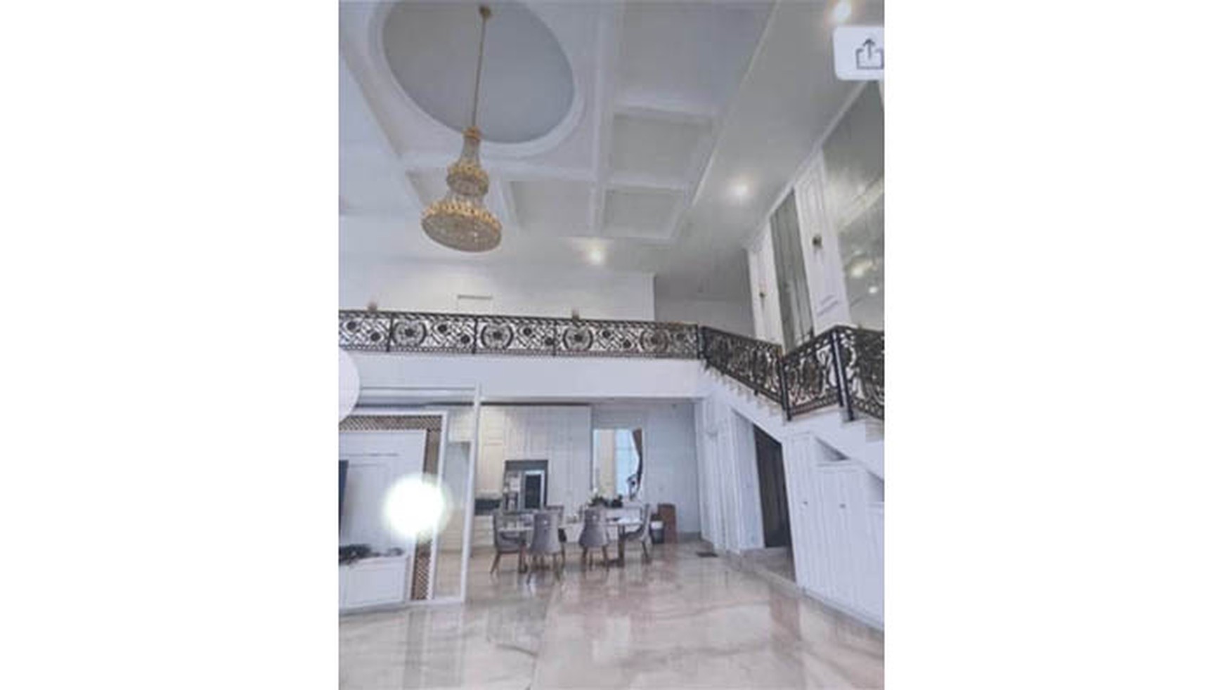 Rumah Mewah Cempaka Putih Barat, Jakarta
