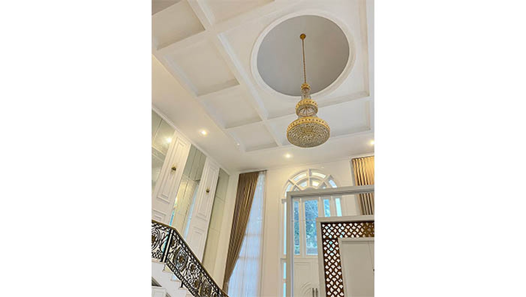 Rumah Mewah Cempaka Putih Barat, Jakarta