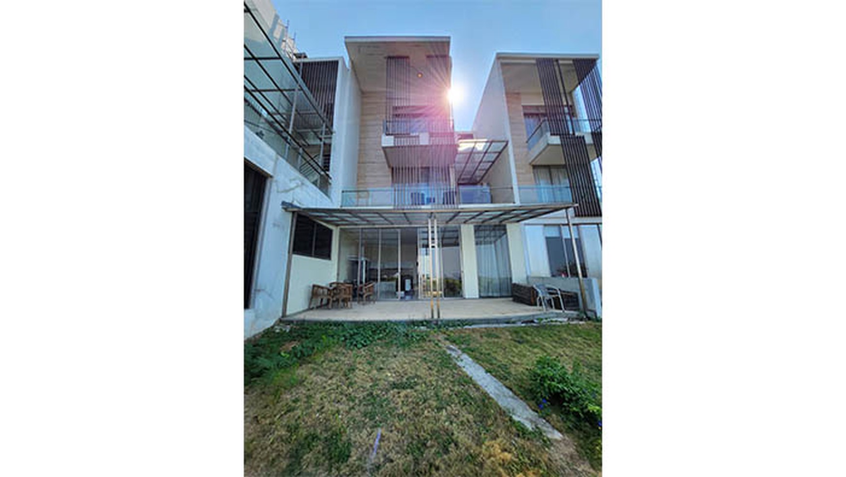 Rumah Double Dex Seafront, Ancol Jakarta