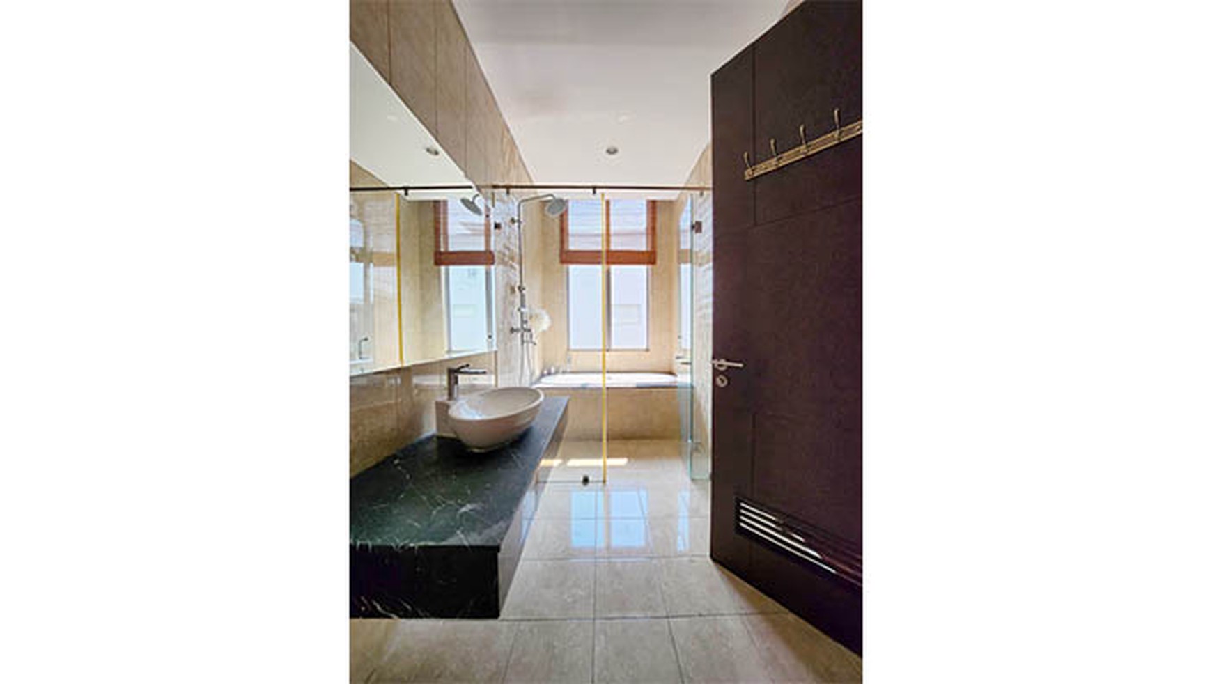 Rumah Double Dex Seafront, Ancol Jakarta