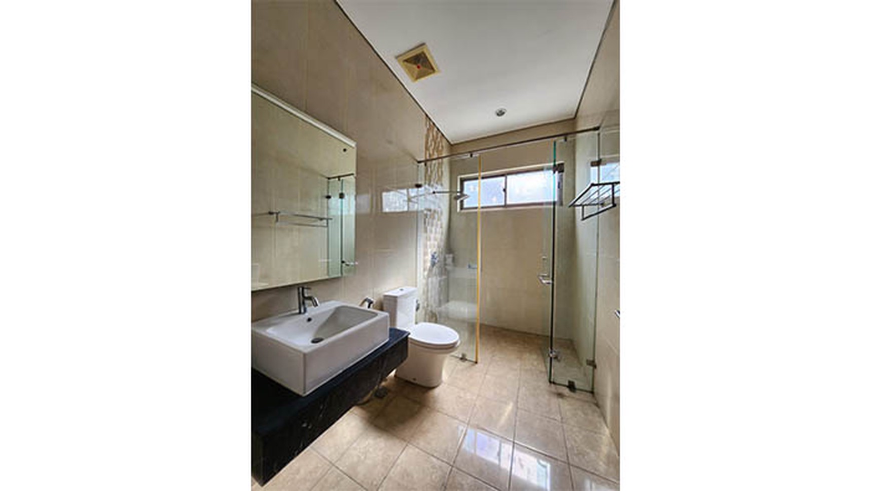 Rumah Double Dex Seafront, Ancol Jakarta