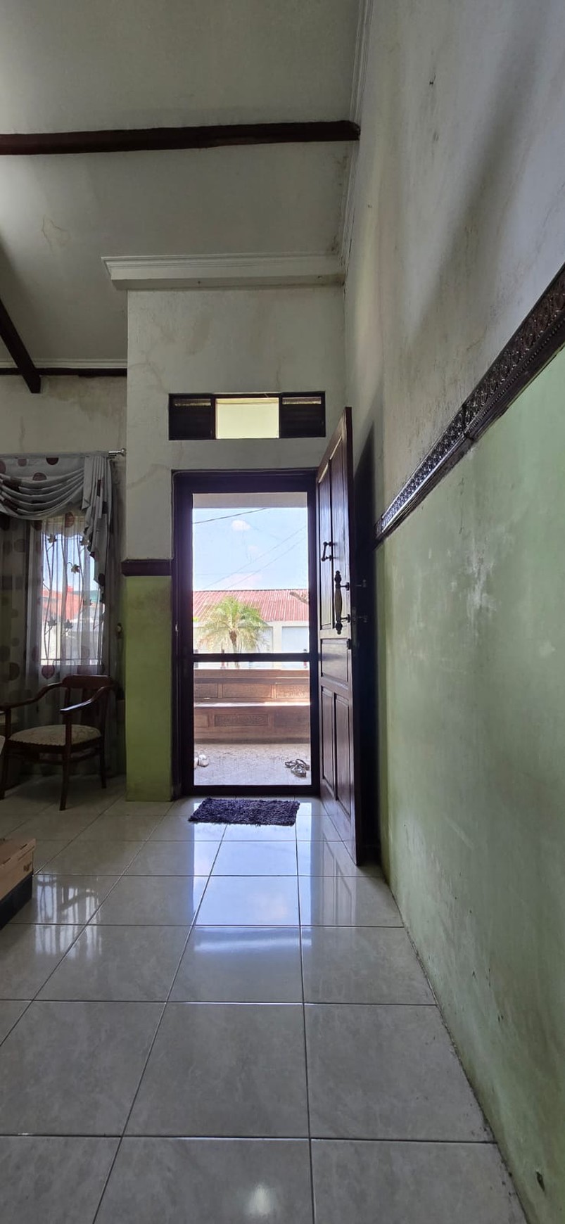 Rumah Siap Huni dengan Hunian Nyaman dan Asri di Ciputat