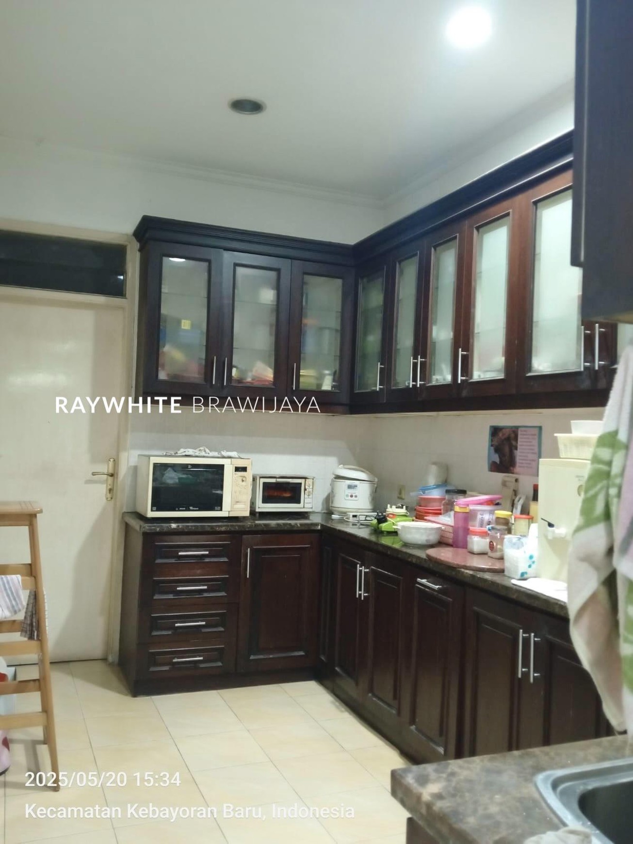 Rumah Siap Huni Lingkungan Tenang Area Kebayoran Baru