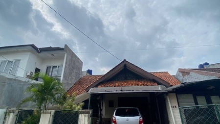 Rumah Nyaman Dalam Komplek Cinere - Lokasi Strategis, Harga Spesial