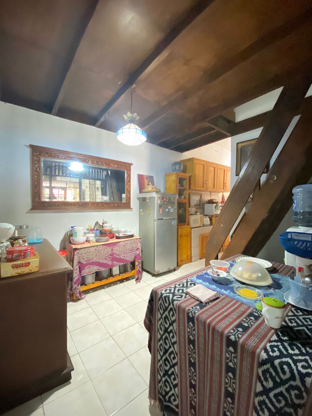 Rumah Nyaman Dalam Komplek Cinere - Lokasi Strategis, Harga Spesial