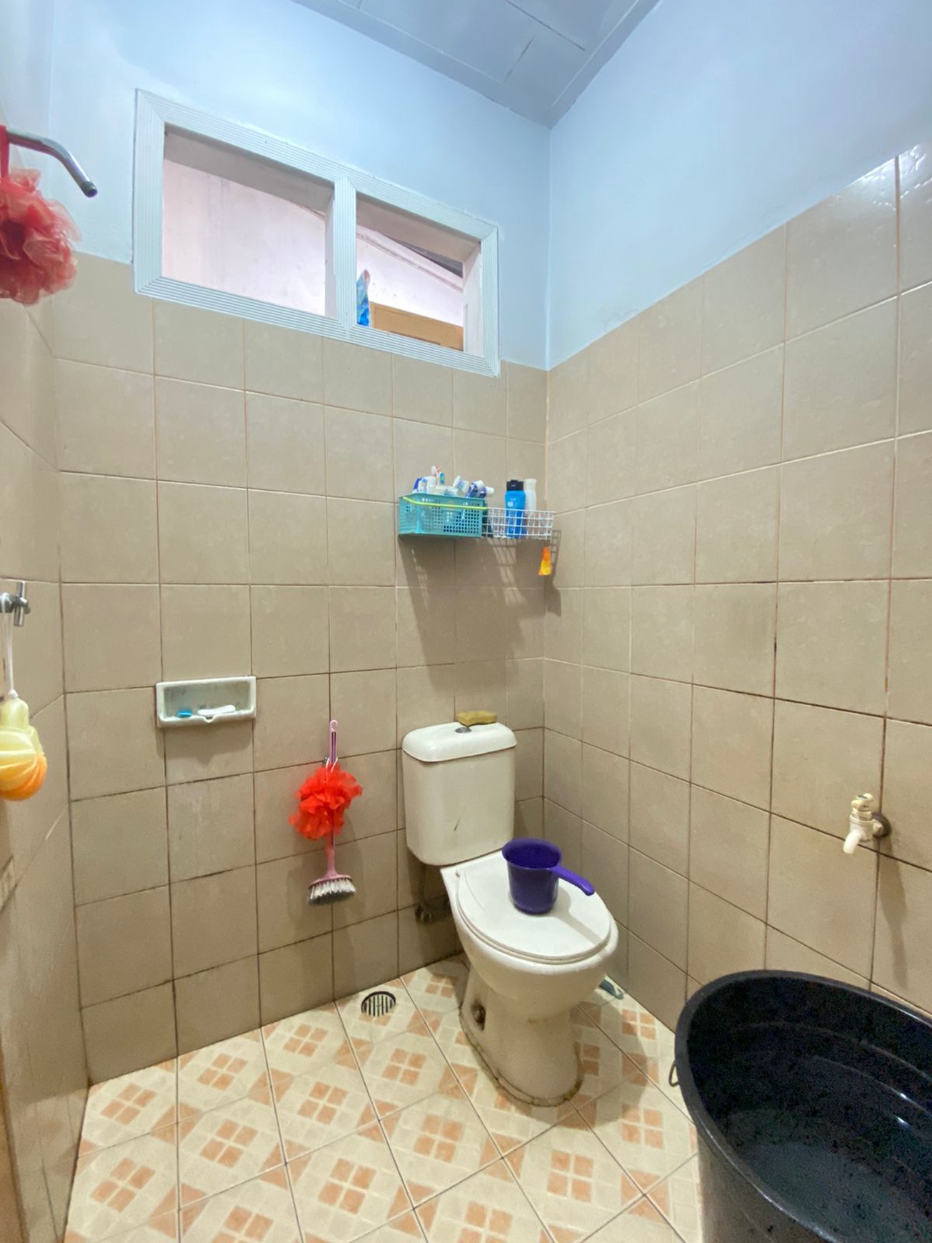 Rumah Nyaman Dalam Komplek Cinere - Lokasi Strategis, Harga Spesial