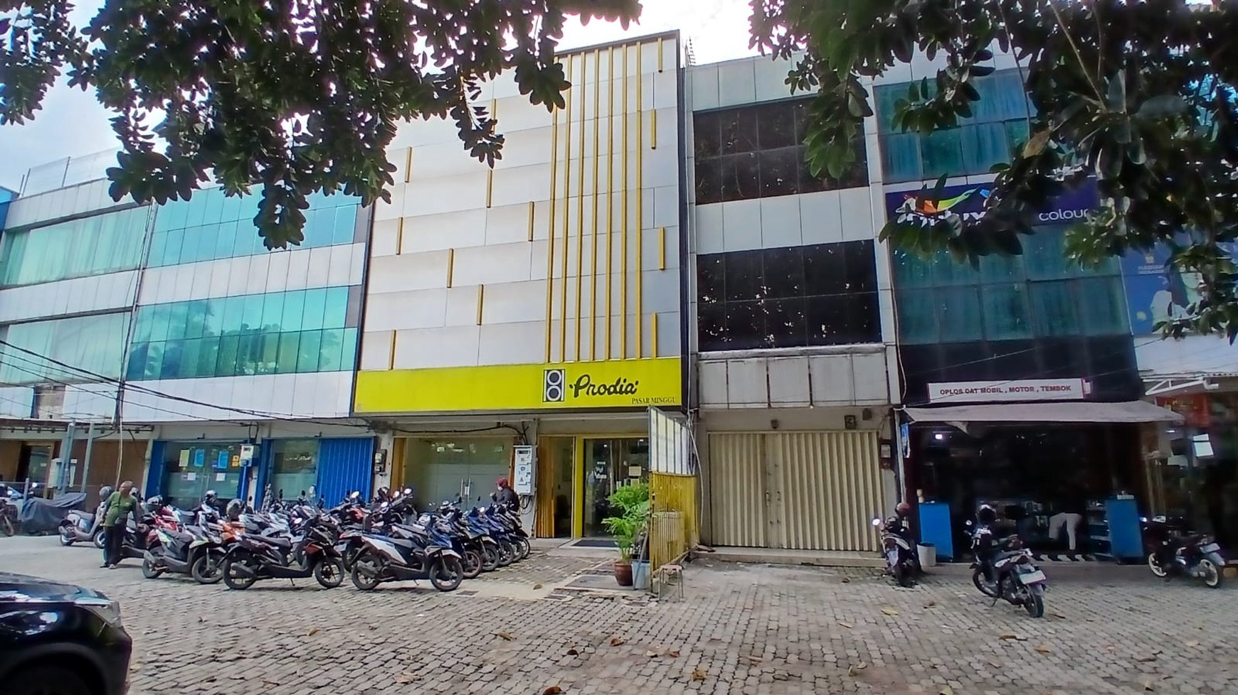RUKO Strategis di pinggir Jalan Besar Pasar Minggu Raya DiSEWAKAN