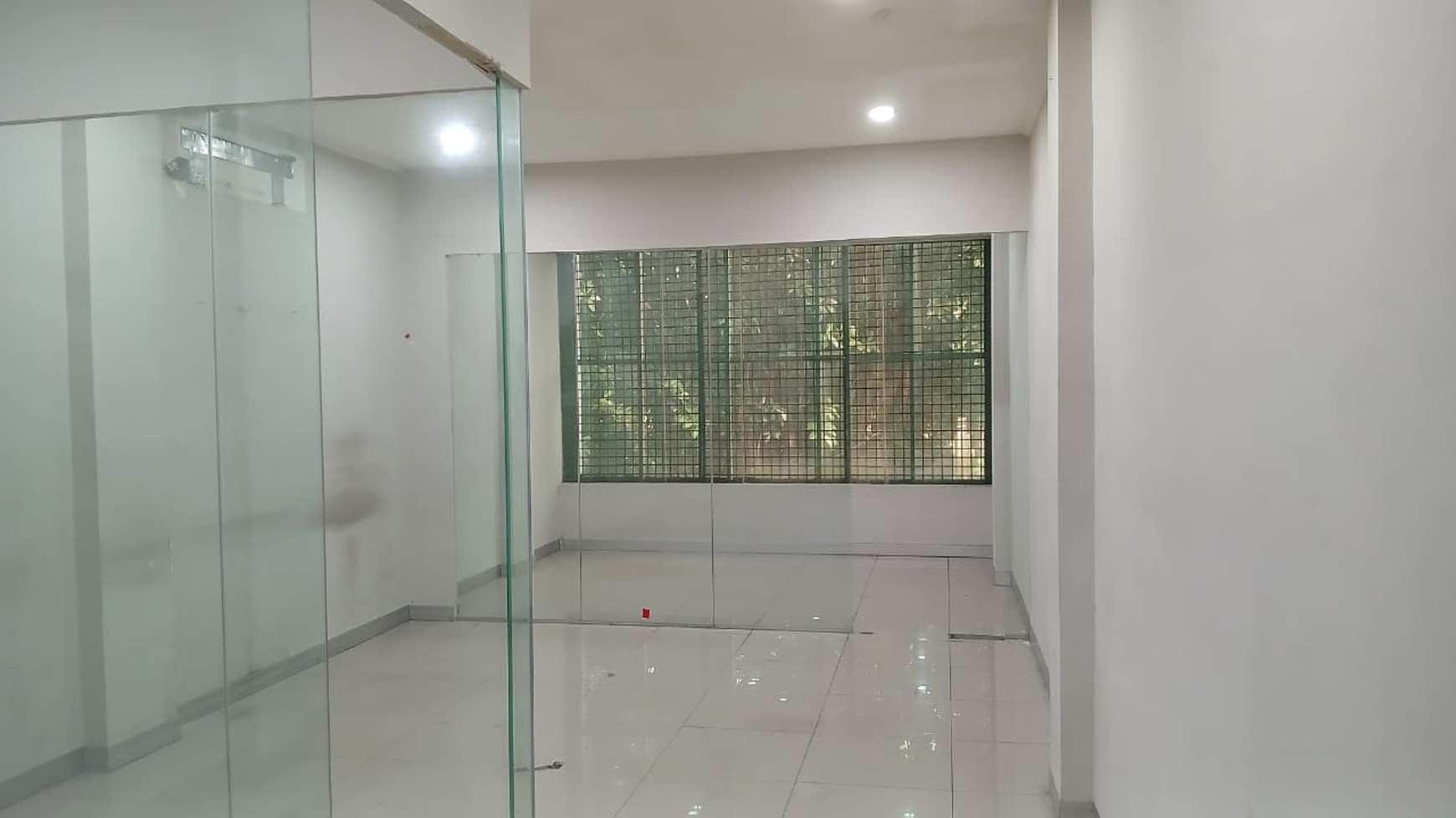RUKO Strategis di pinggir Jalan Besar Pasar Minggu Raya DiSEWAKAN