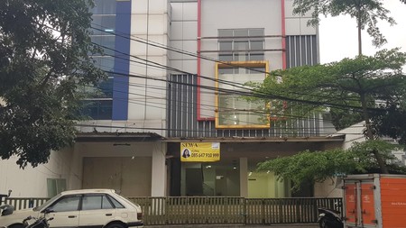 Ruko Besar di Mainroad Ahmad Yani Padasuka Bandung