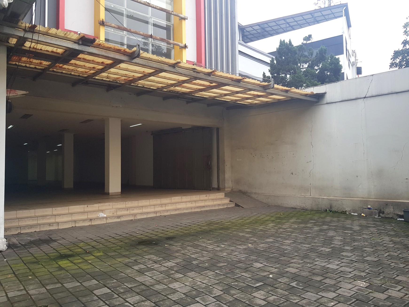 Ruko Besar di Mainroad Ahmad Yani Padasuka Bandung