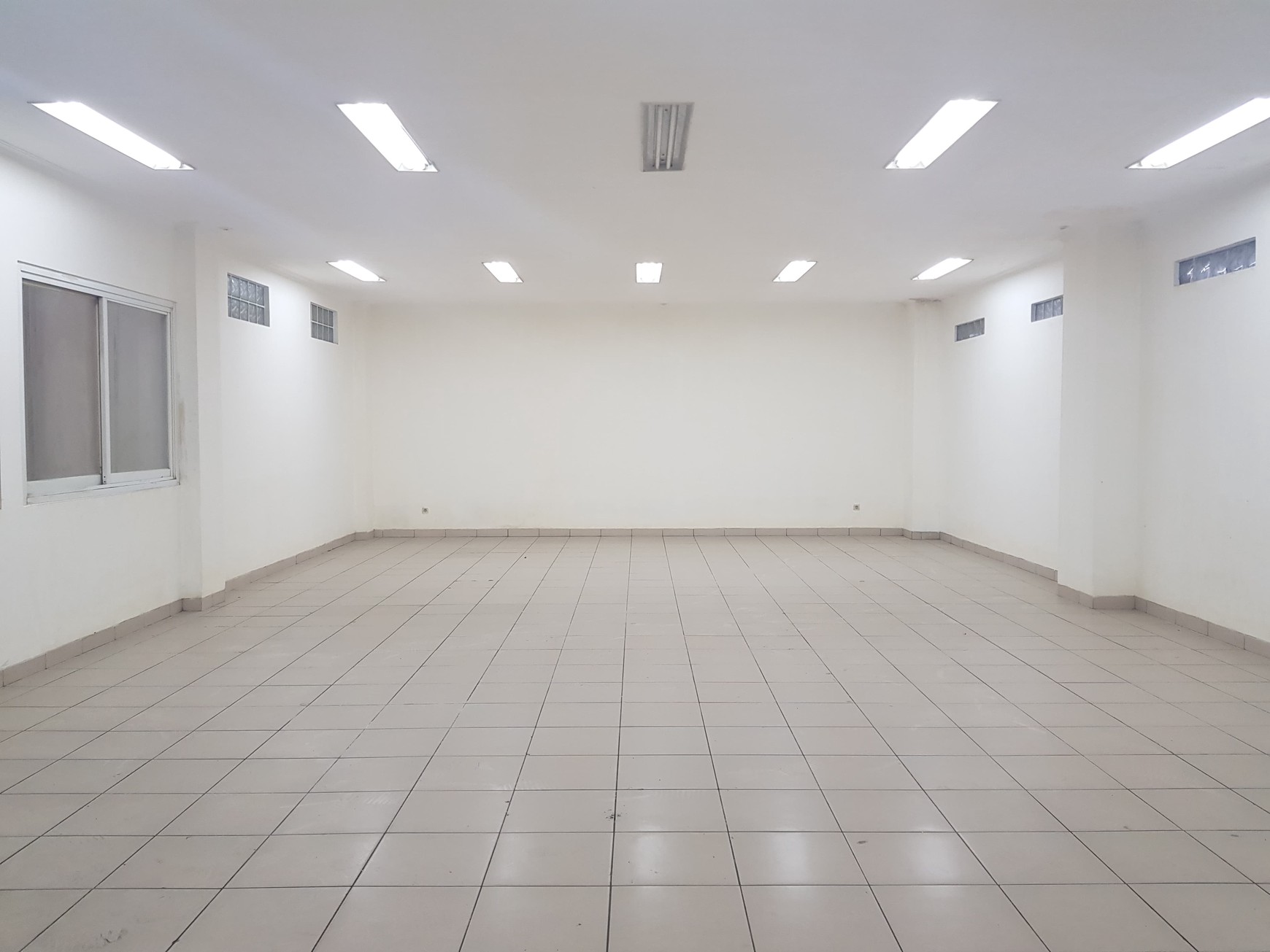 Ruko Besar di Mainroad Ahmad Yani Padasuka Bandung