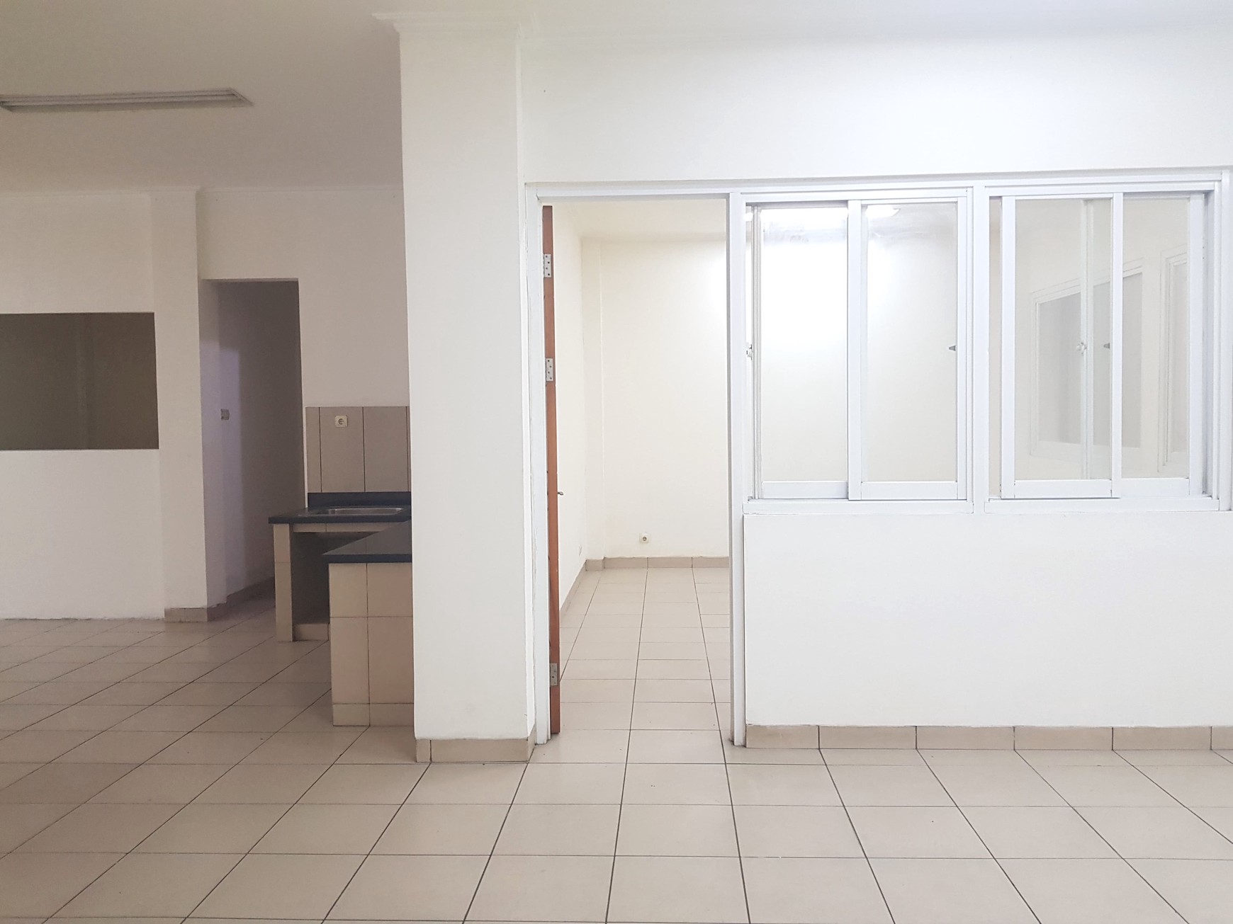 Ruko Besar di Mainroad Ahmad Yani Padasuka Bandung