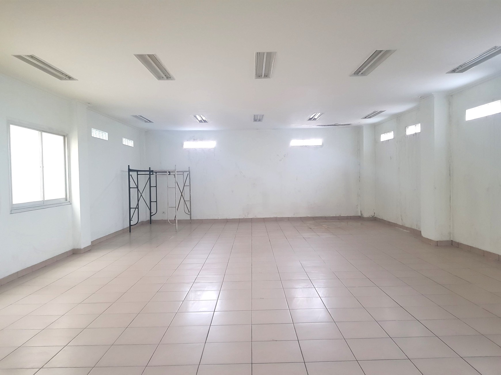 Ruko Besar di Mainroad Ahmad Yani Padasuka Bandung
