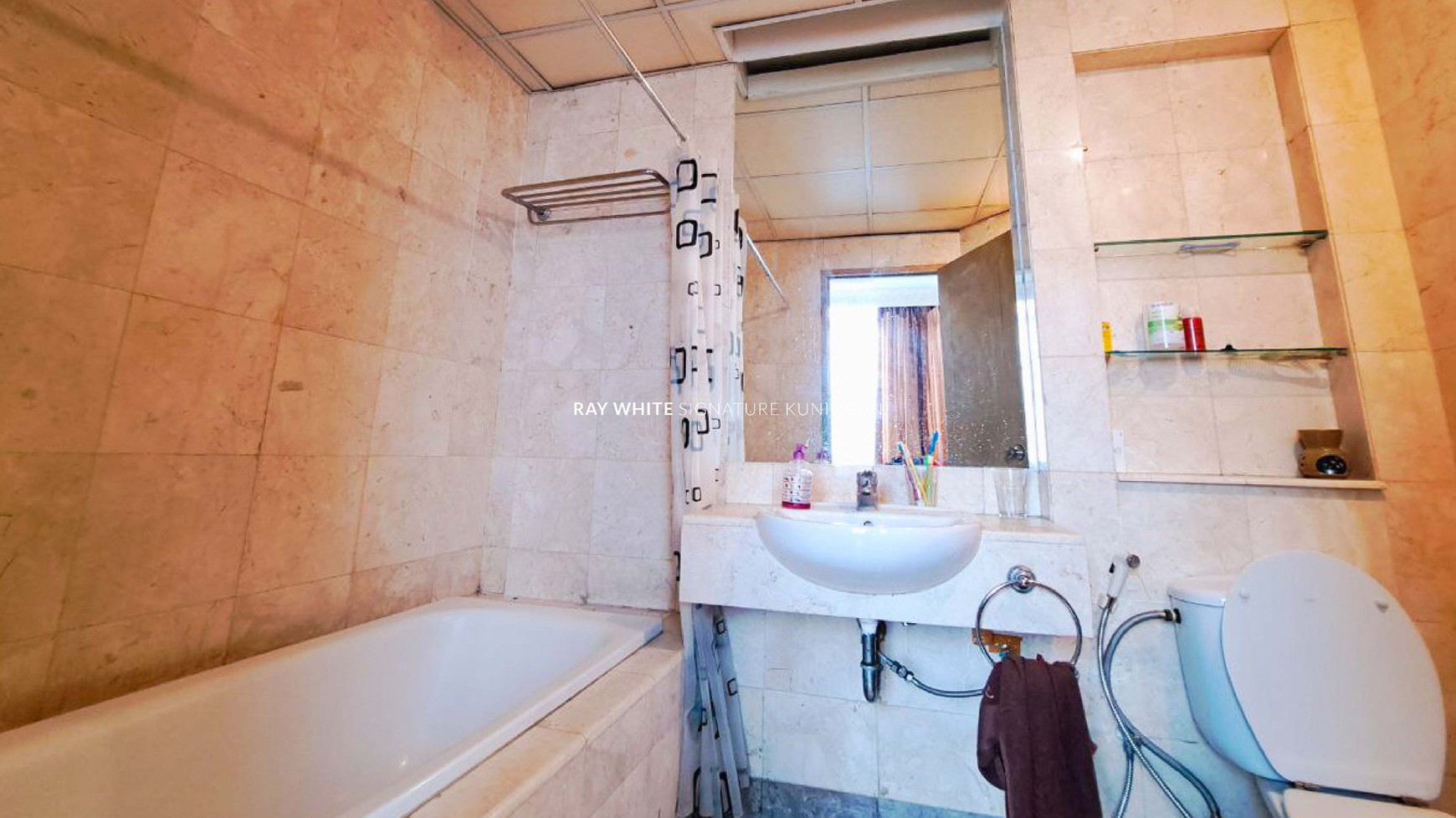 Dijual Apartemen Bellagio Residence 3 BR Mega Kuningan