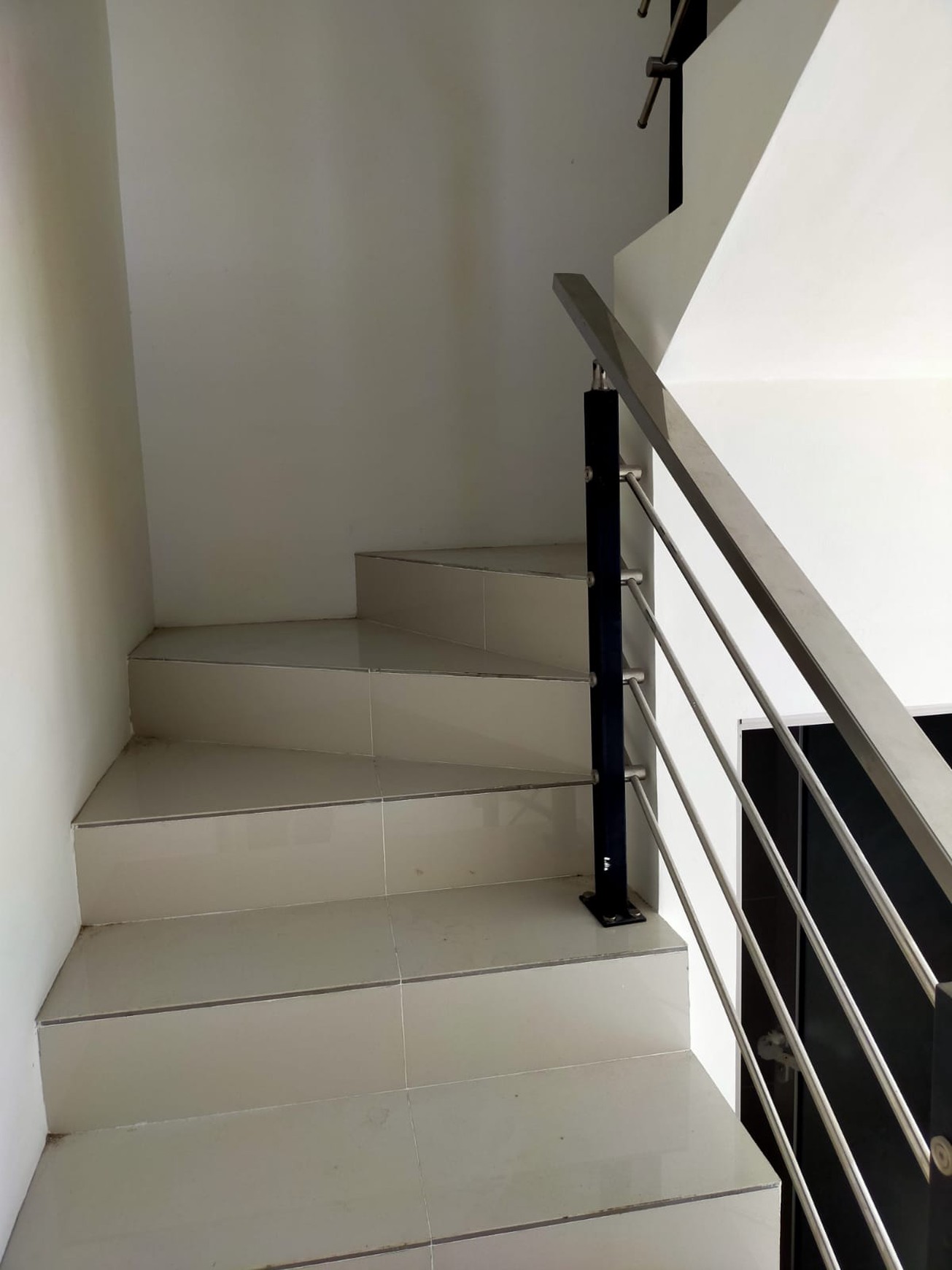 Rumah Greenland Residence Cluser Garbera