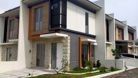 Rumah Greenland Residence  Cluser Garbera 