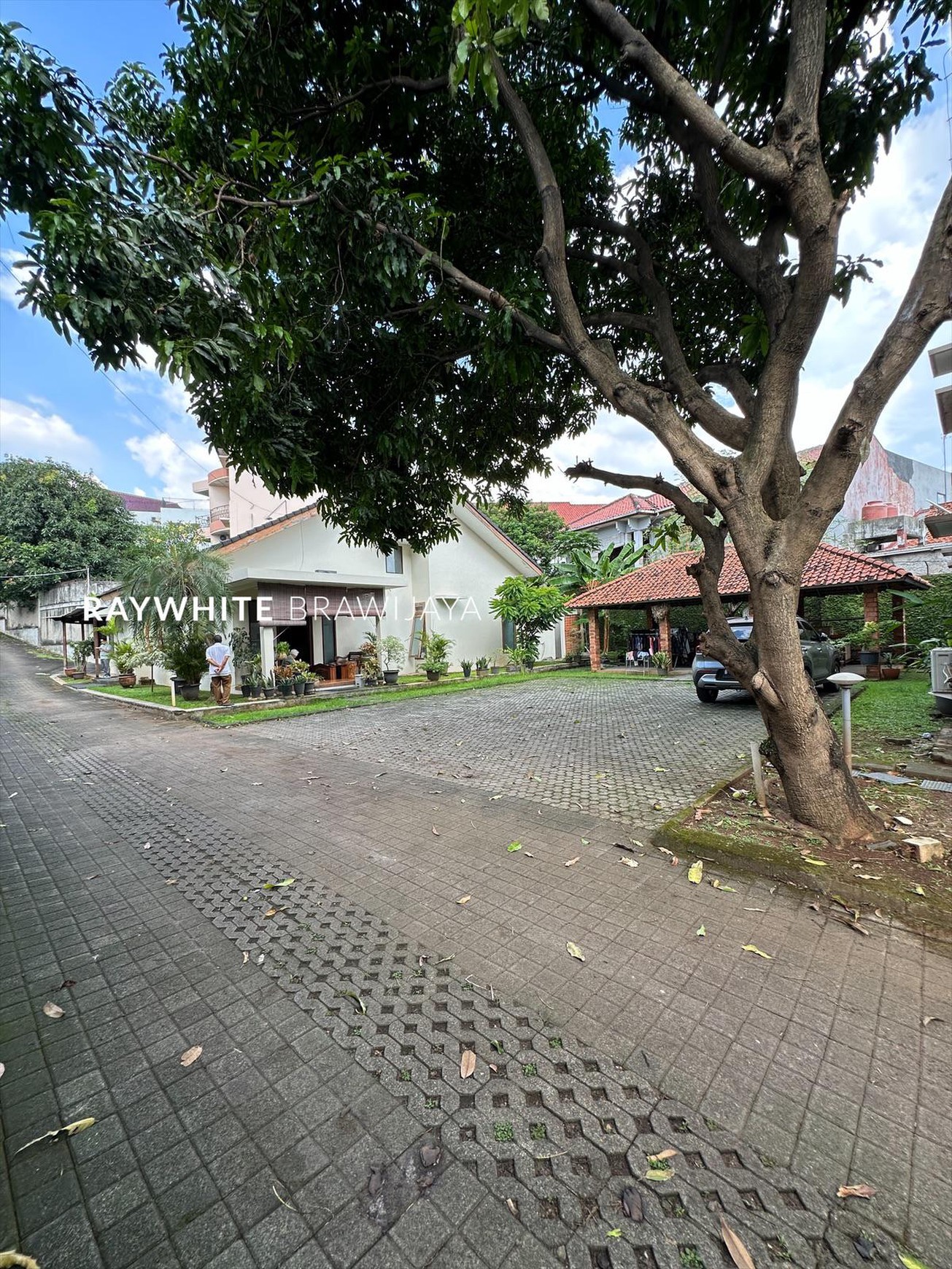 Rumah Hitung Tanah Area Cipete