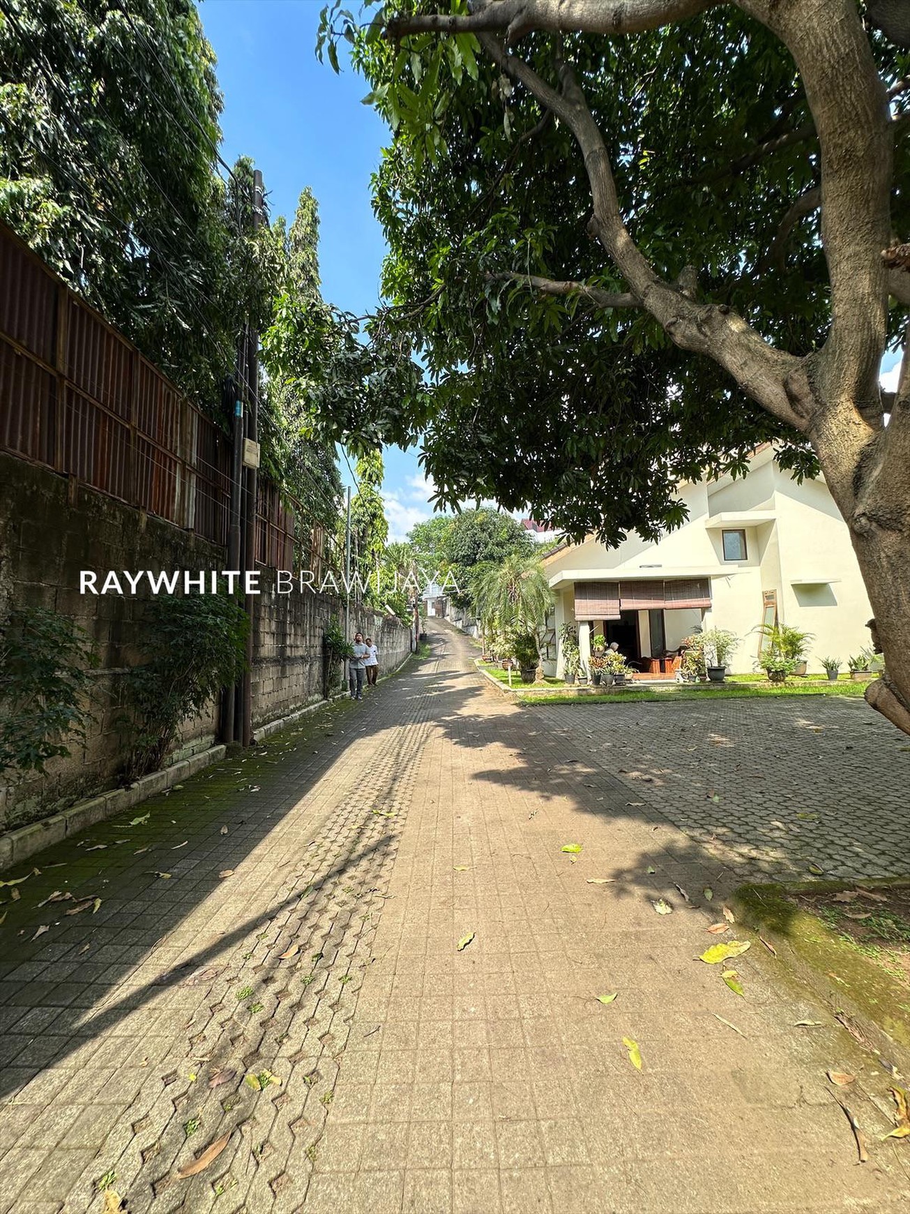 Rumah Hitung Tanah Area Cipete