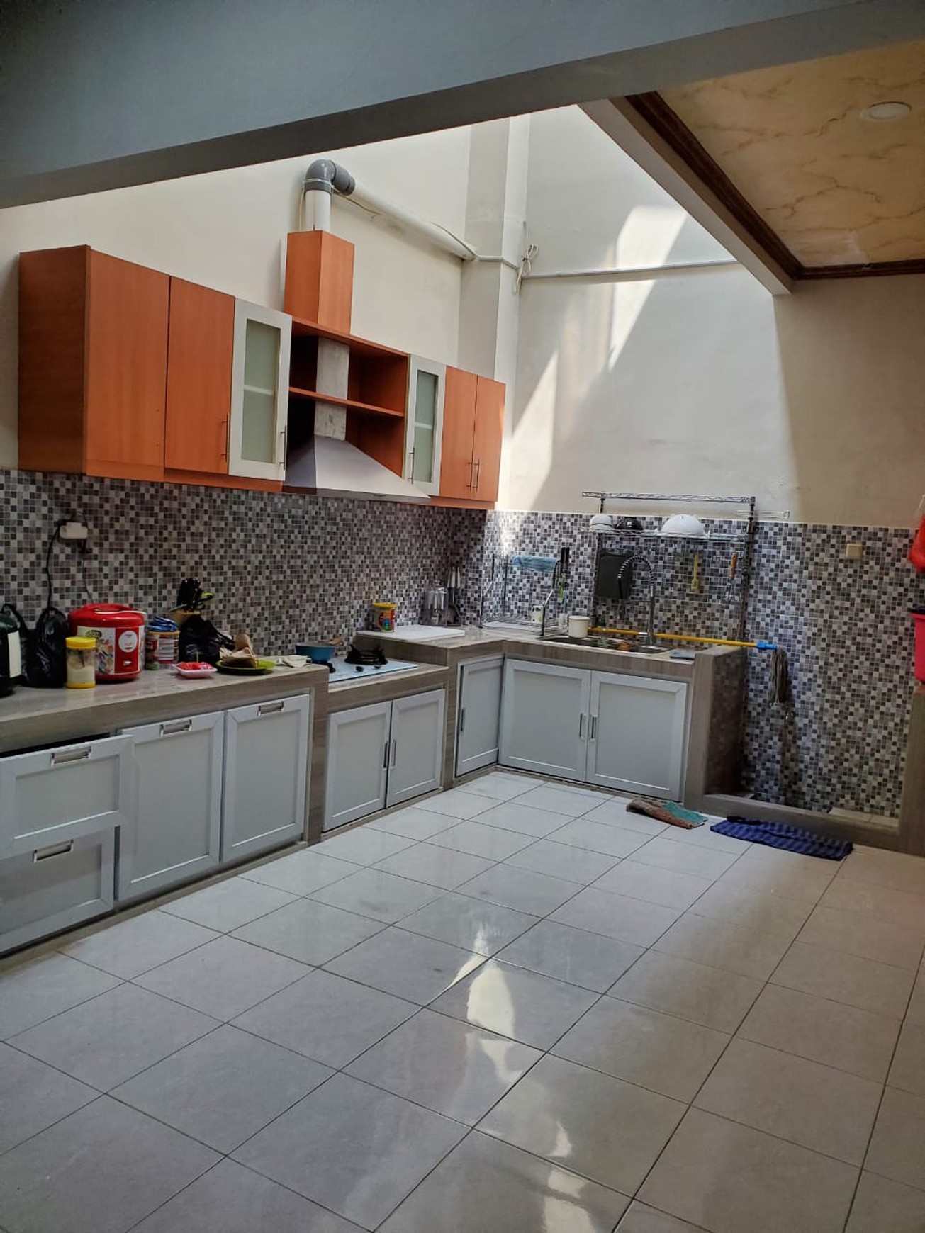 Rumah Kota wisata anti rayap