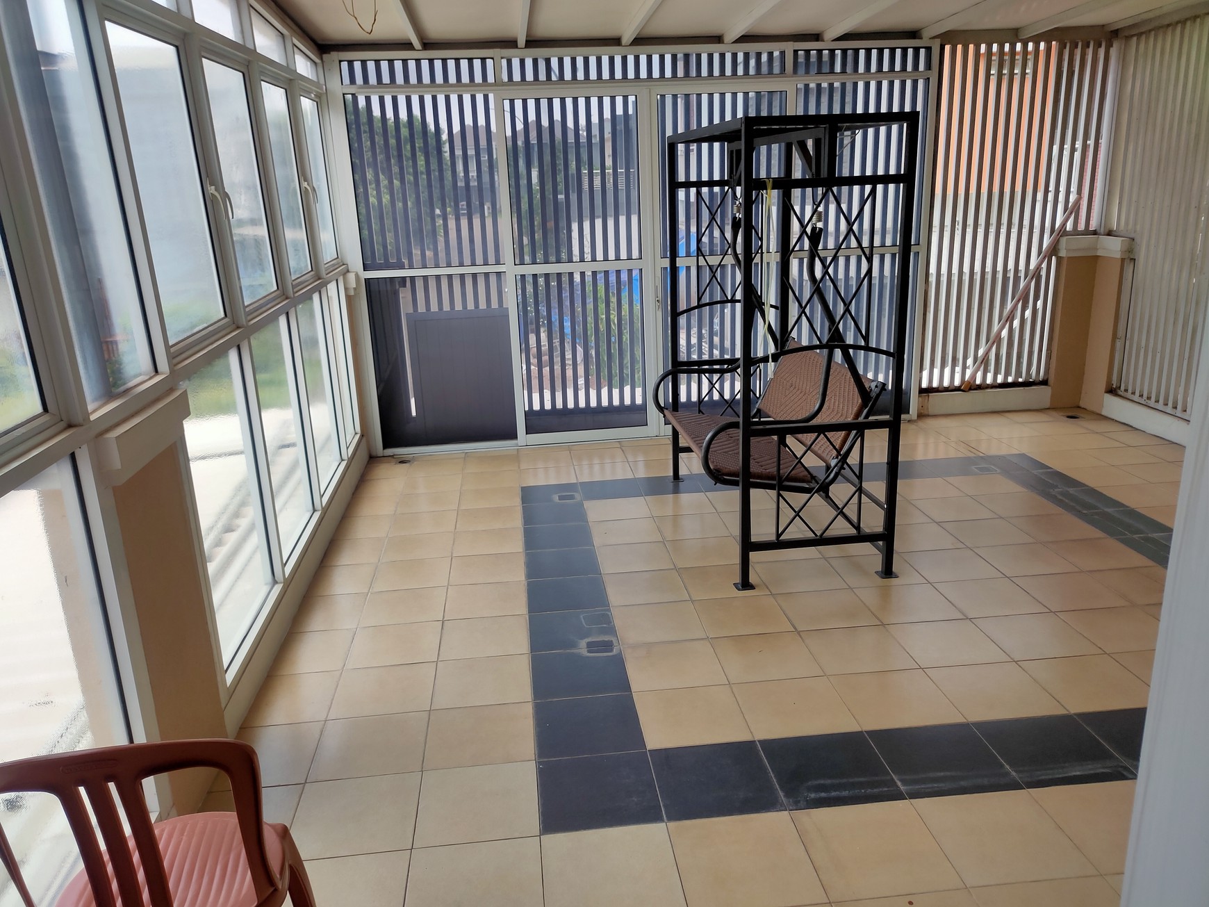 Rumah Kota wisata anti rayap