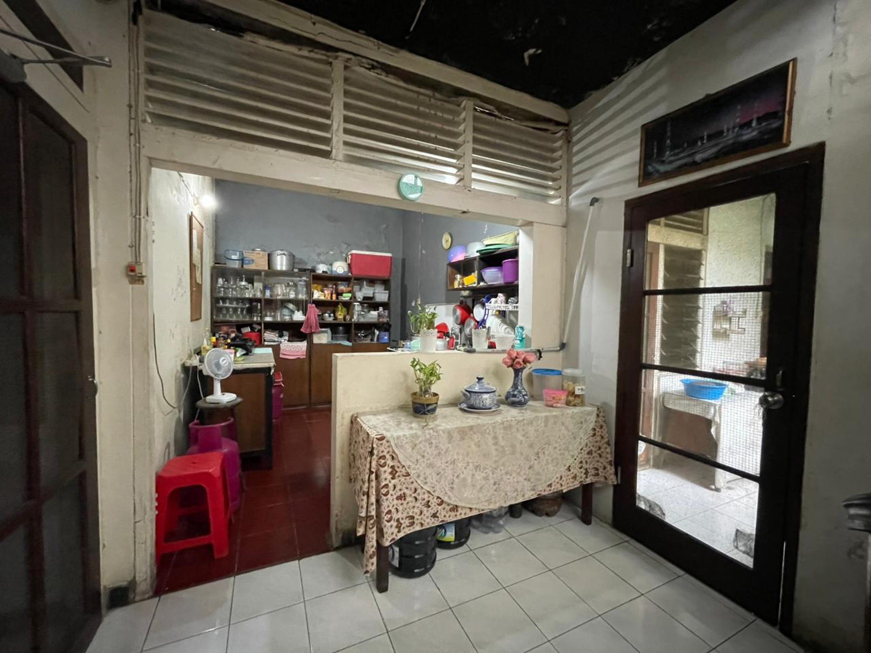 Jual Rumah Asri di Jl Iskandarsyah, Kebayoran Baru