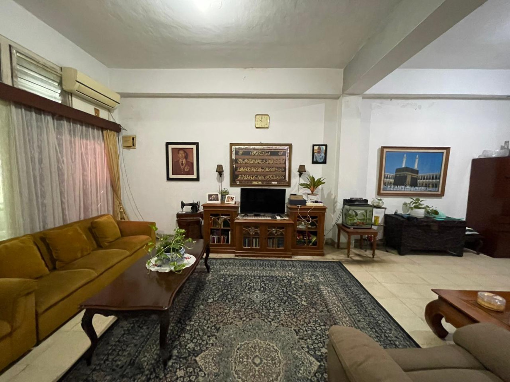 Jual Rumah Asri di Jl Iskandarsyah, Kebayoran Baru