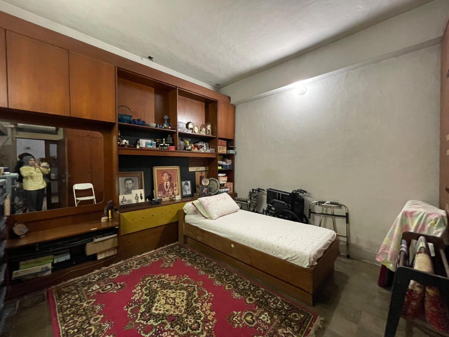 Jual Rumah Asri di Jl Iskandarsyah, Kebayoran Baru