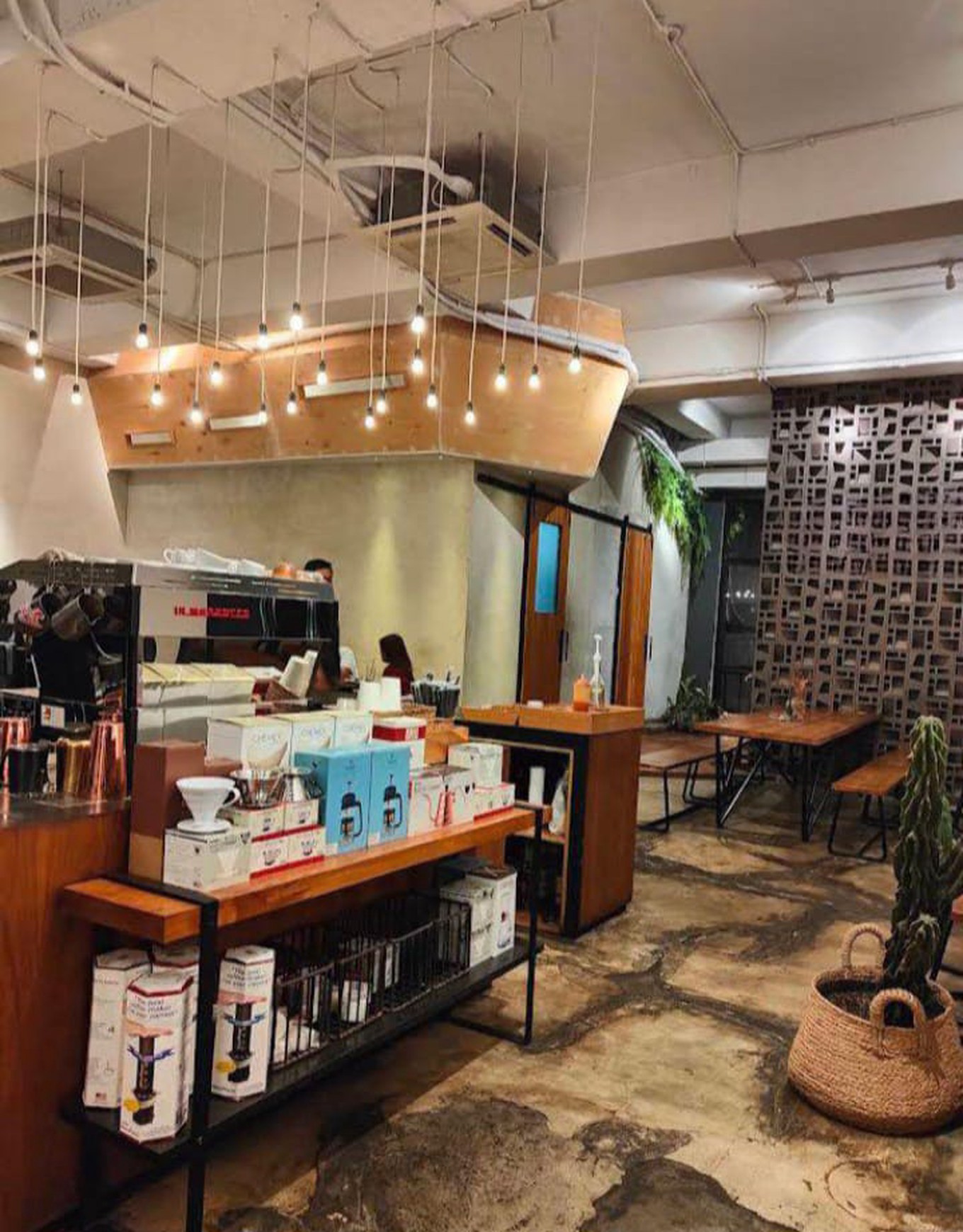 Disewa Lokasi Strategis Di Cipete Jakarta Selatan Cocok Untuk F&B, Klinik, Salon, Gym Maupun Kantor